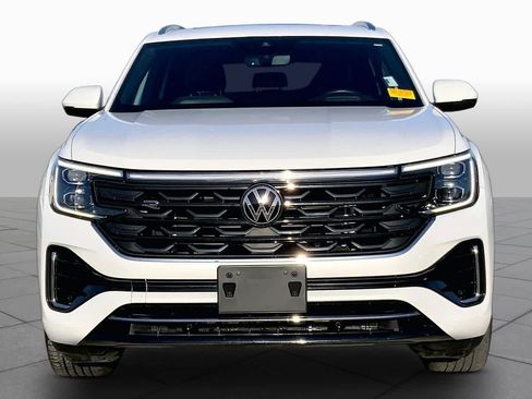 Used 2024 Volkswagen Atlas Cross Sport SEL R-Line AWD/4WD image 4