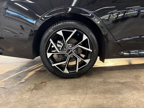 Certified 2025 Kia K5 EX FWD image 31