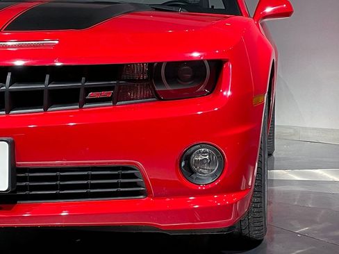 Used 2011 Chevrolet Camaro SS w/ RS Package RWD image 4