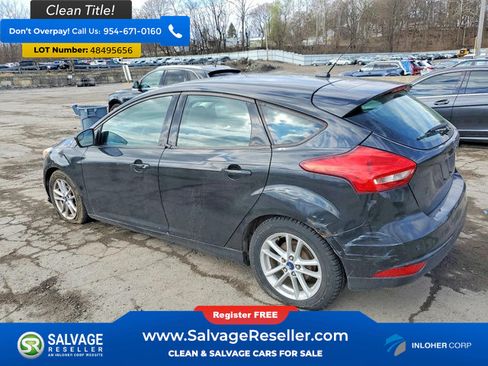 Used 2015 Ford Focus SE w/ Reverse Sensing Package FWD image 3