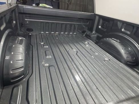 Used 2025 Ford F250 Platinum w/ FX4 Off-Road Package AWD/4WD image 15