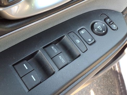 Used 2017 Honda CR-V EX image 11