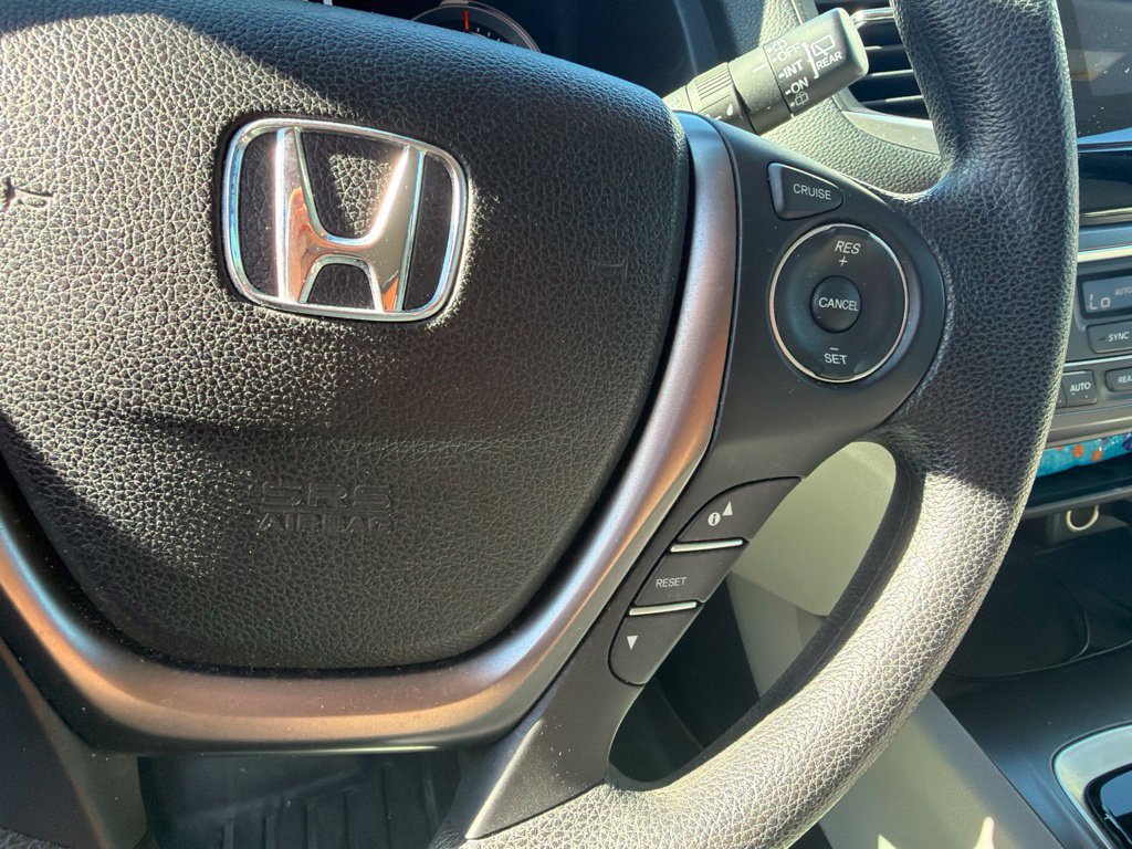 Used 2018 Honda Pilot EX image 16