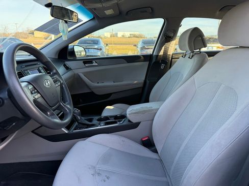 Used 2015 Hyundai Sonata SE image 9