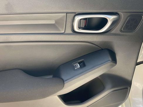 Certified 2025 Honda Civic Sport image 11
