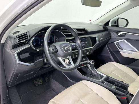 Used 2022 Audi Q3 2.0T Premium image 4