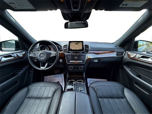 Used 2018 Mercedes-Benz GLS 450 4MATIC image 31