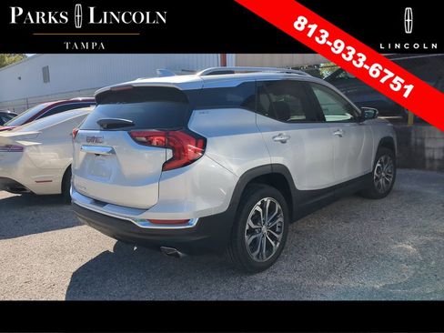 Used 2020 GMC Terrain SLT w/ Preferred Package image 10