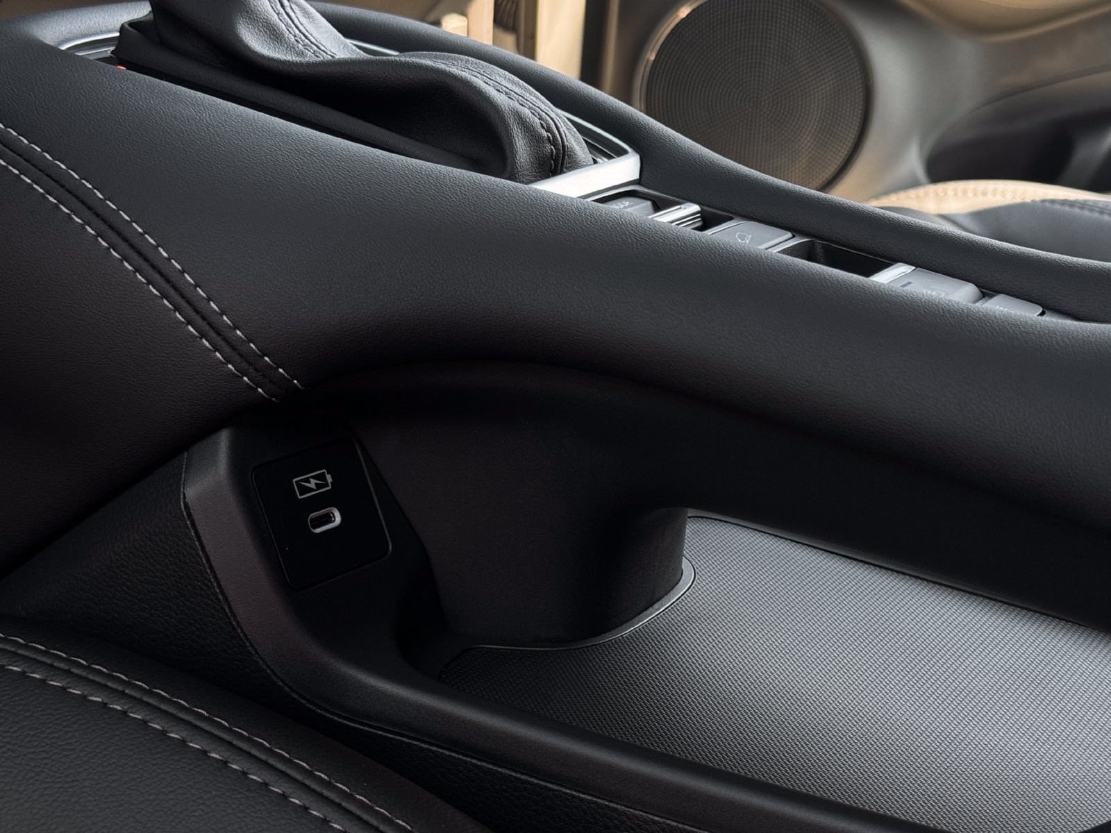 New 2027 Honda HR-V EX-L image 33