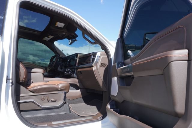 Used 2025 Ford F350 King Ranch AWD/4WD image 24