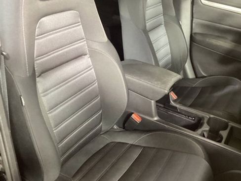 Used 2020 Honda CR-V LX image 16