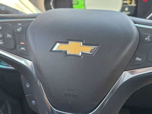 Used 2018 Chevrolet Bolt Premier w/ Driver Confidence II Package FWD image 9