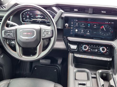 Used 2024 GMC Sierra 2500 AT4 w/ AT4 Preferred Package image 10