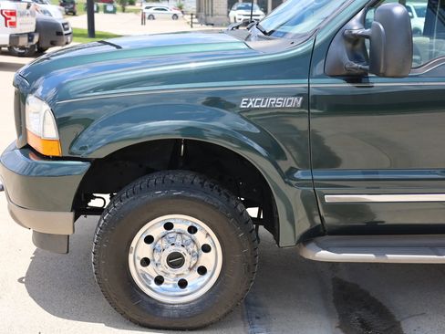 Used 2003 Ford Excursion Limited AWD/4WD image 11