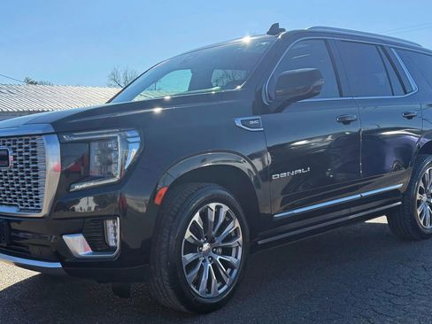 Used 2021 GMC Yukon Denali w/ Denali Premium Package RWD image 7