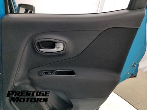 Used 2020 Jeep Renegade Sport w/ Sport Appearance Group AWD/4WD image 30