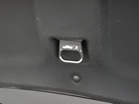 Used 2020 Chevrolet Camaro LT w/ RS Package RWD image 31
