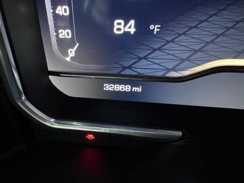 Used 2024 GMC Sierra 3500 Denali Ultimate image 16