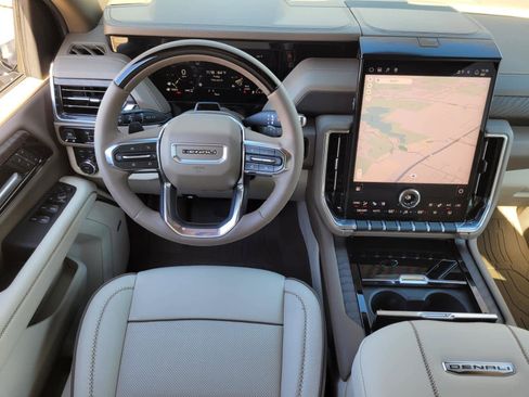 New 2026 GMC Yukon XL Denali w/ Denali Reserve Package image 15