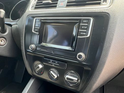 Used 2017 Volkswagen Jetta S FWD image 37