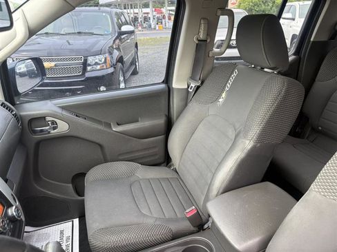 Used 2019 Nissan Frontier PRO-4X AWD/4WD image 8