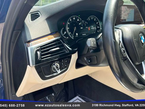 Used 2019 BMW 530i w/ Premium Package RWD image 22