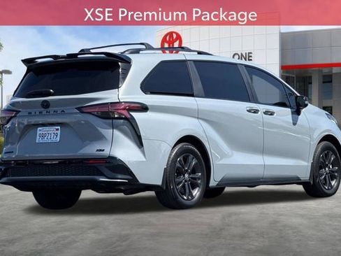 Certified 2025 Toyota Sienna XSE w/ XSE Premium Package AWD/4WD image 4