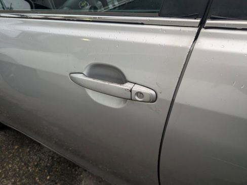 Used 2011 Toyota Camry LE w/ LE Extra-Value Pkg image 18