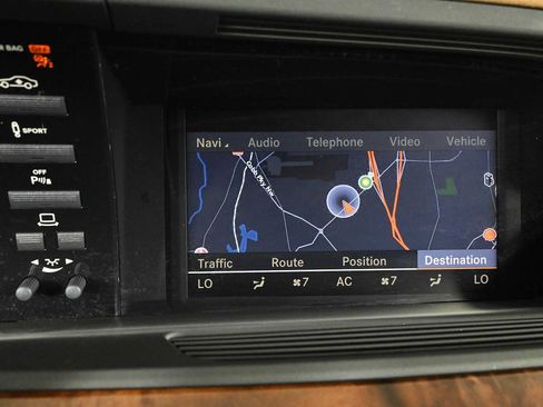 Used 2010 Mercedes-Benz S 550 image 6