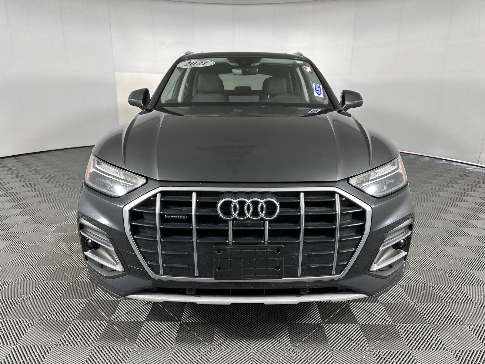 Used 2021 Audi Q5 2.0T Premium Plus w/ Premium Plus Package AWD/4WD image 4
