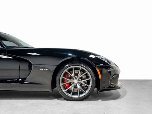 Used 2013 SRT Viper GTS w/ GTS Laguna Interior Pkg image 19
