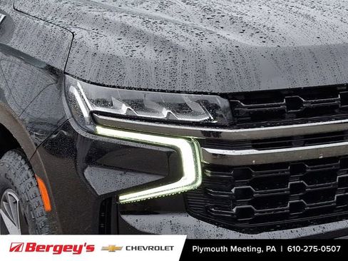 Certified 2021 Chevrolet Suburban Z71 w/ Z71 Signature Package image 11