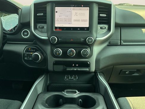 Used 2022 RAM 1500 Big Horn AWD/4WD image 15