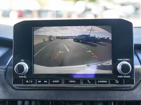 Used 2023 Mitsubishi Outlander ES image 29