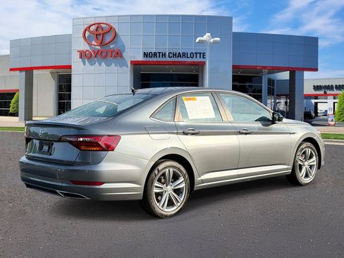 Used 2019 Volkswagen Jetta R-Line FWD image 6
