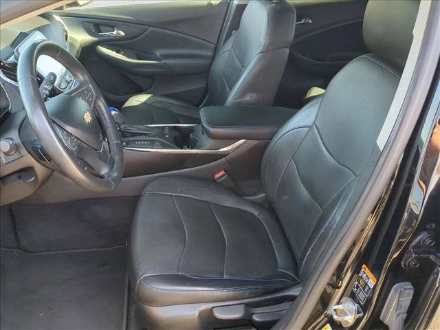 Used 2017 Chevrolet Volt Premier w/ Driver Confidence II Package FWD image 15