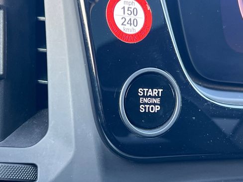 Used 2024 Porsche Cayenne image 34