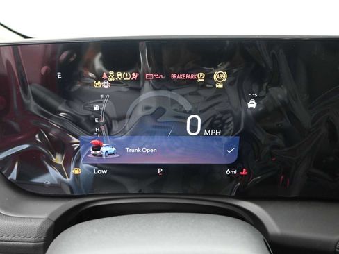 Used 2025 Buick Encore GX Sport Touring w/ Advanced Technology Package AWD/4WD image 17