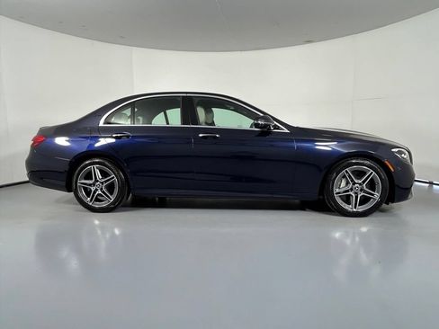 Used 2022 Mercedes-Benz E 350 4MATIC Sedan w/ AMG Line Exterior image 8