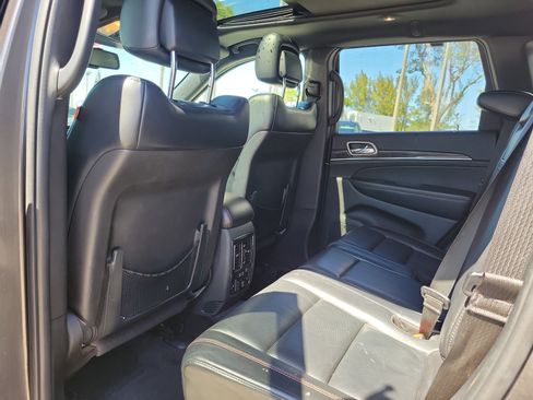 Used 2016 Jeep Grand Cherokee Limited 75th Anniversary image 15