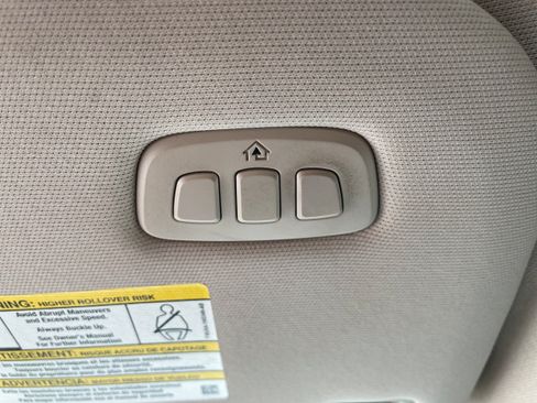 Used 2023 Ford Expedition XLT AWD/4WD image 27