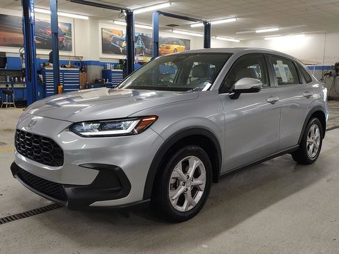 Used 2023 Honda HR-V LX image 24