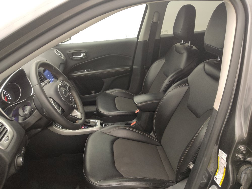 Used 2021 Jeep Compass Latitude FWD image 17