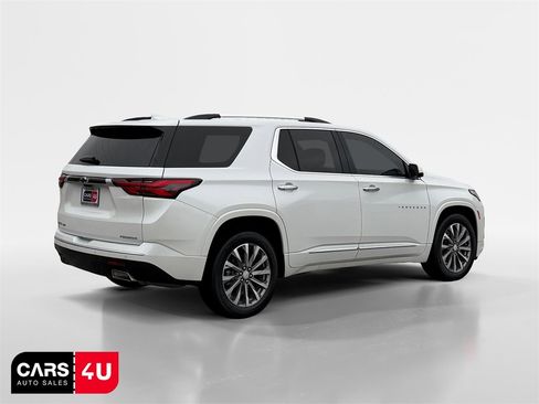Used 2022 Chevrolet Traverse Premier image 7