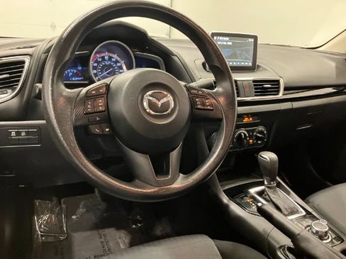 Used 2016 MAZDA MAZDA3 i Sport FWD image 43