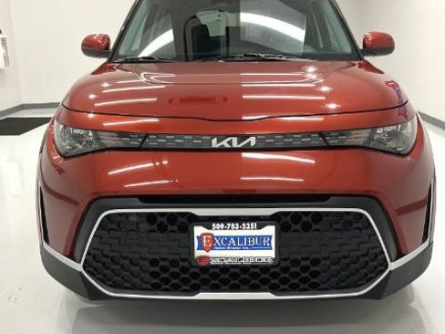 Used 2023 Kia Soul S FWD image 7