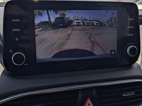 Used 2022 Hyundai Santa Fe SEL FWD image 11