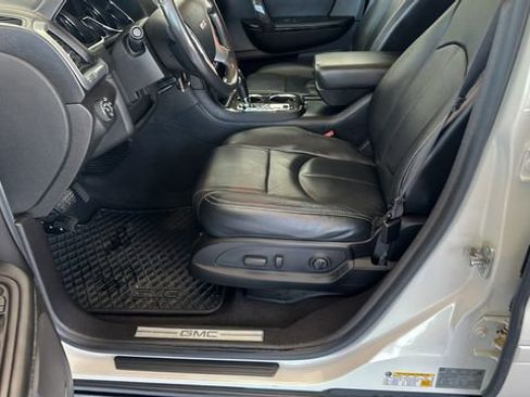 Used 2013 GMC Acadia SLT FWD image 9