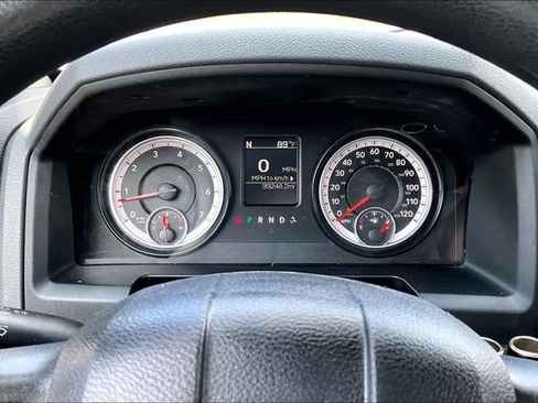 Used 2015 RAM 1500 Classic SLT RWD image 13