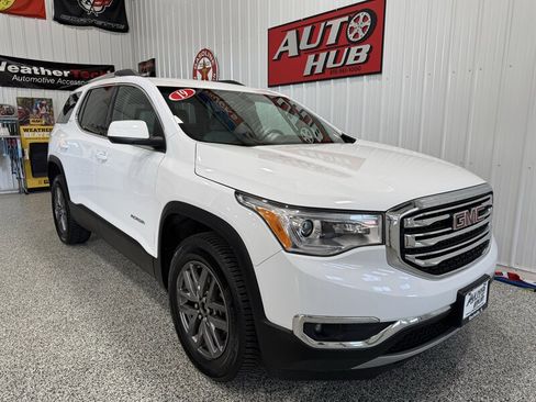 Used 2019 GMC Acadia SLT AWD/4WD image 4